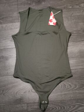 Sleeveless Olive Green Bodysuit